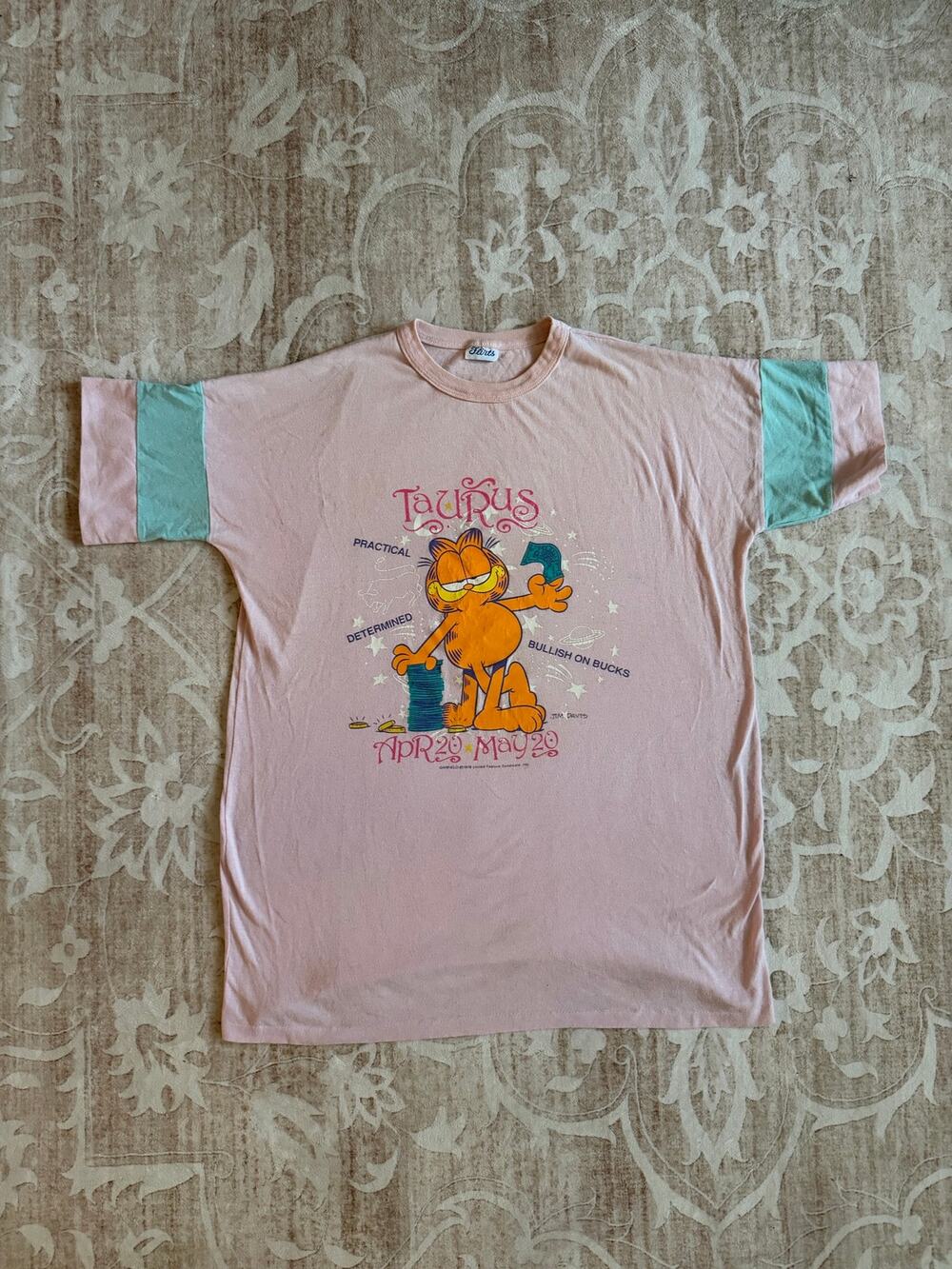 Vintage 1978 Garfield Taurus Night Shirt